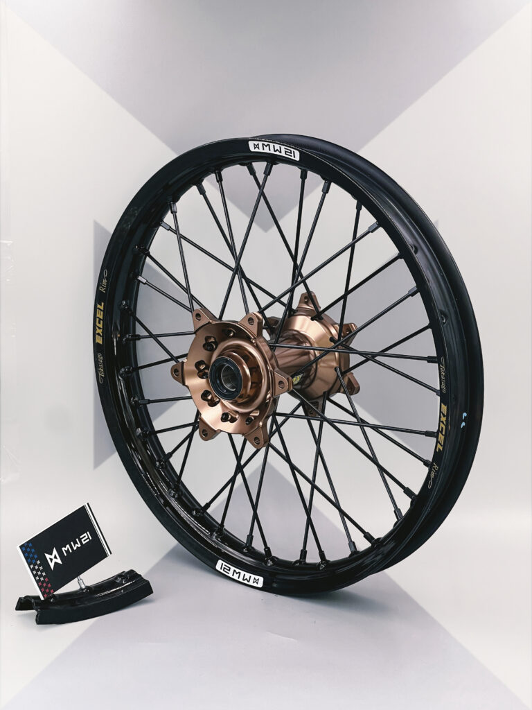 Roue arrière motocross enduro avec jante Excel Signature et moyeu Haan Wheels