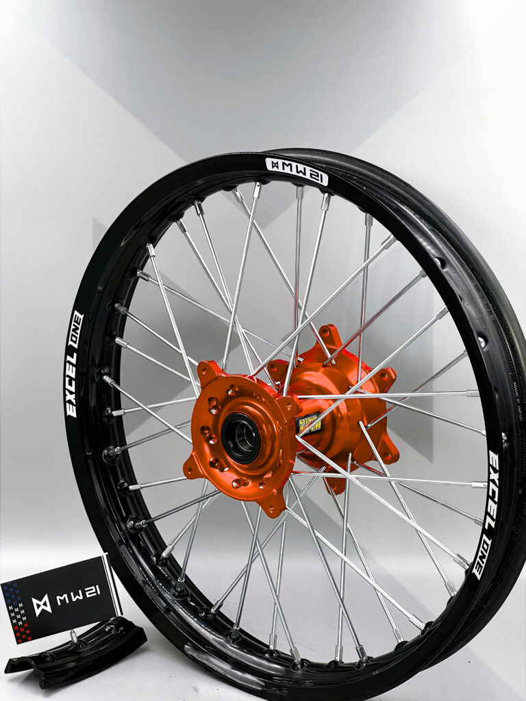 Roue arrière motocross et enduro 1.85x19-2.15x19-2.15x18 avec jante Excel ONE et moyeu Haan Wheels