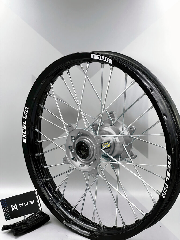 Roue arrière motocross et enduro 1.85x19-2.15x19-2.15x18 avec jante Excel ONE et moyeu Haan Wheels
