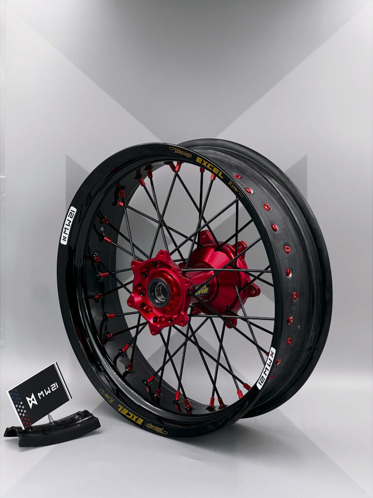 Roue arrière Supermotard avec jante Excel Signature et moyeu Haan Wheels